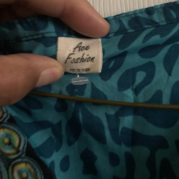 Women Sleepwear - Picture 4 of 4